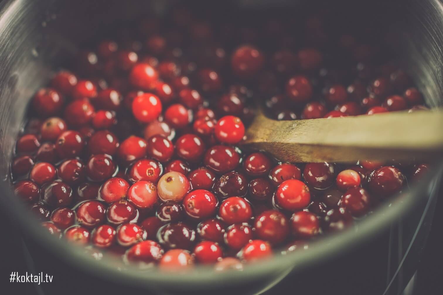 domowy-syrop-zurawinowy